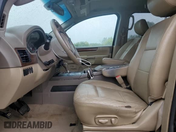 ✅ 2011 Nissan Armada Platinum • VIN: 5N1BA0NC9BN615687 • Lot: 81651135. Wystawiony na Copart z przebiegiem 174 928 mil. Bezpłatny archiwum sprzedaży aukcyjnych z USA i szczegółowy raport historii pojazdu na DreamBid. Zdjęcie 7.