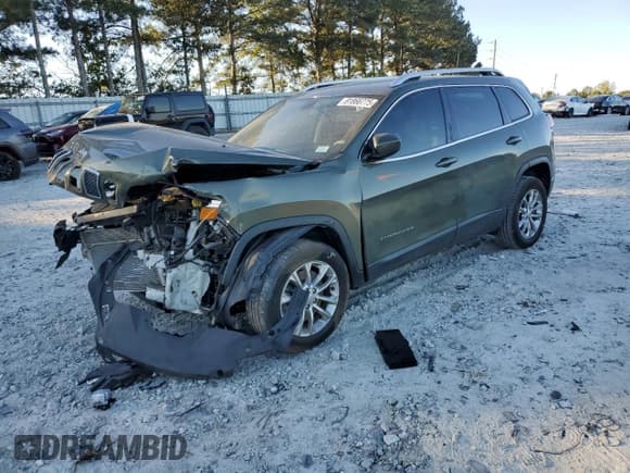 ✅ 2019 Jeep Cherokee Latitude • VIN: 1C4PJLCB4KD241369 • Lot: 81866775. Wystawiony na Copart z przebiegiem 133 269 mil. Bezpłatny archiwum sprzedaży aukcyjnych z USA i szczegółowy raport historii pojazdu na DreamBid. Zdjęcie 1.