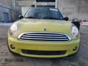 ✅ 2009 MINI Convertible • VIN: WMWMR33549TU95327 • Lot: 88493115. Wystawiony na Copart z przebiegiem 76 714 mil. Bezpłatny archiwum sprzedaży aukcyjnych z USA i szczegółowy raport historii pojazdu na DreamBid. Zdjęcie 5.