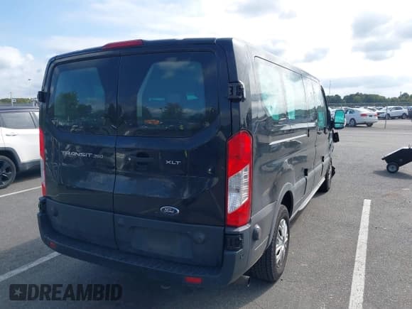 ✅ 2020 Ford Transit Passenger XL • VIN: 1FBAX2Y80LKA61271 • Лот: 41497835. Опубликован ранее на IAAI с пробегом 105 880 миль. Бесплатный доступ к архиву аукционных продаж из США и подробный отчёт об истории автомобиля на DreamBid. Изображение 4.