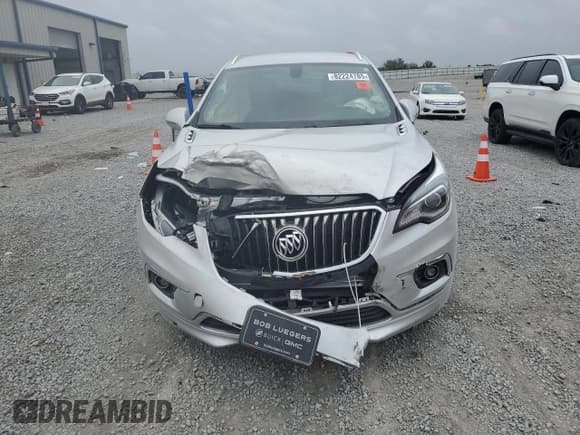 ✅ 2018 Buick Envision Essence • VIN: LRBFX1SA5JD028581 • Lot: 82224785. Listed on Copart with 43,252 mi. Free auction sales archive from the USA and detailed vehicle history report at DreamBid. Image 5.