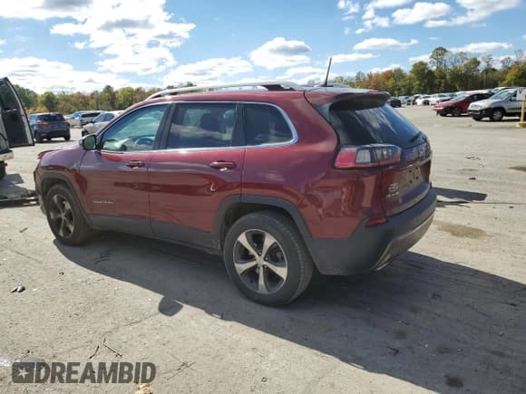 ✅ 2019 Jeep Cherokee Limited • VIN: 1C4PJMDX0KD268746 • Lot: 82483965. Listed on Copart with 92,565 mi. Free auction sales archive from the USA and detailed vehicle history report at DreamBid. Image 2.