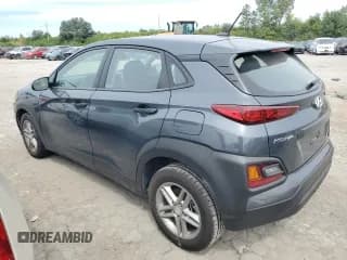 ✅ 2019 Hyundai Kona SE • VIN: KM8K1CAA5KU212611 • Лот: 69701124. Опубликован ранее на Copart с пробегом 77 480 миль. Бесплатный доступ к архиву аукционных продаж из США и подробный отчёт об истории автомобиля на DreamBid. Изображение 2.