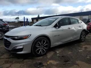 2022 Chevrolet Malibu RS z VIN 1G1ZG5ST4NF101451, wystawiony jako Copart lot #51201955 z przebiegiem 52 804 mil mil oraz Szkoda całkowita • Salvage title. Historia ofert i sprzedaży dostępna na DreamBid. Obrazek 1.