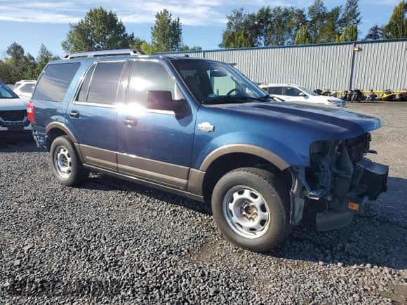 ✅ 2017 Ford Expedition XLT • VIN: 1FMJU1HT0HEA72775 • Лот: 73604534. Опубликован ранее на Copart с пробегом 99 261 миль. Бесплатный доступ к архиву аукционных продаж из США и подробный отчёт об истории автомобиля на DreamBid. Изображение 4.