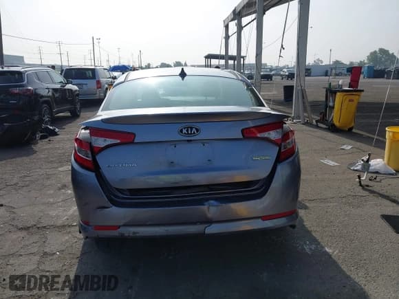 ✅ 2011 Kia Optima EX Hybrid • VIN: KNAGM4AD1B5006517 • Lot: 42598681. Listed on IAAI with 111,574 mi. Free auction sales archive from the USA and detailed vehicle history report at DreamBid. Image 17.