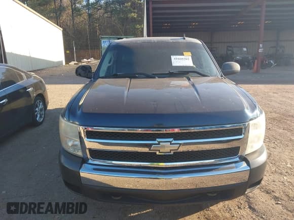 ✅ 2007 Chevrolet Silverado 1500 1LT • VIN: 3GCEC13J27G501078 • Lot: 41660302. Wystawiony na IAAI z przebiegiem 203 791 mil. Bezpłatny archiwum sprzedaży aukcyjnych z USA i szczegółowy raport historii pojazdu na DreamBid. Zdjęcie 12.