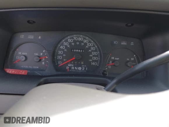 ✅ 2001 Ford Crown Victoria Police Interceptor • VIN: 2FAFP71W81X147404 • Лот: 41932255. Опубликован ранее на IAAI с пробегом 108 921 миль. Бесплатный доступ к архиву аукционных продаж из США и подробный отчёт об истории автомобиля на DreamBid. Изображение 7.