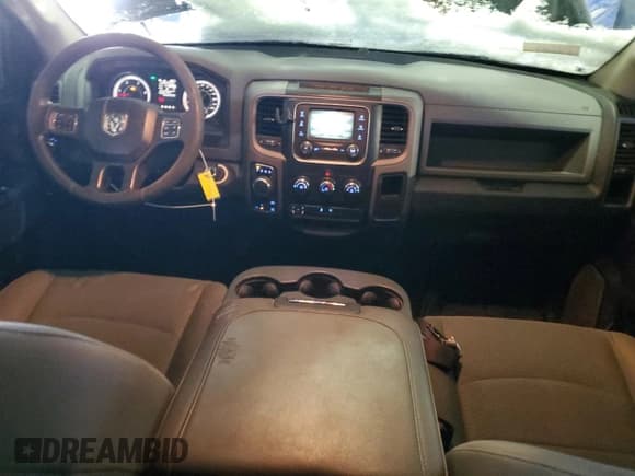 ✅ 2016 Ram 1500 Tradesman • VIN: 1C6RR7FM5GS187239 • Лот: 88719075. Опубликован ранее на Copart с пробегом 195 400 миль. Бесплатный доступ к архиву аукционных продаж из США и подробный отчёт об истории автомобиля на DreamBid. Изображение 8.