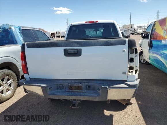 ✅ 2007 Chevrolet Silverado 2500HD Work Truck • VIN: 1GCHC29K67E549287 • Лот: 69441155. Опубликован ранее на Copart с пробегом 269 676 миль. Бесплатный доступ к архиву аукционных продаж из США и подробный отчёт об истории автомобиля на DreamBid. Изображение 6.