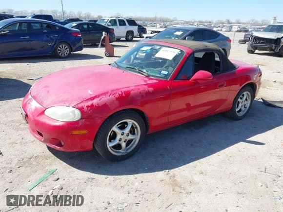 ✅ 2001 Mazda MX-5 Miata • VIN: JM1NB353910201434 • Lot: 41817576. Listed on IAAI with 209,104 mi. Free auction sales archive from the USA and detailed vehicle history report at DreamBid. Image 17.
