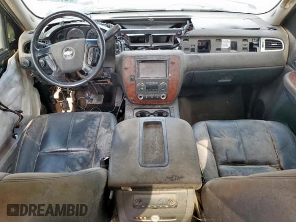 ✅ 2007 Chevrolet Silverado 2500HD 2LT • VIN: 1GCHK23687F506319 • Лот: 67235385. Опубликован ранее на Copart с пробегом 182 255 миль. Бесплатный доступ к архиву аукционных продаж из США и подробный отчёт об истории автомобиля на DreamBid. Изображение 8.