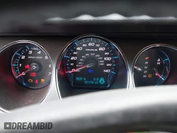 ✅ 2011 Ford Taurus SEL • VIN: 1FAHP2EWXBG115616 • Lot: 43673873. Listed on IAAI with 151,178 mi. Free auction sales archive from the USA and detailed vehicle history report at DreamBid. Image 7.