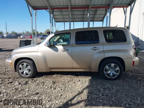 2008 Chevrolet HHR LS с VIN 3GNCA13D88S694513, выставлен на аукционе IAAI как лот 43509758 с пробегом 183 949 миль миль и . История ставок и продаж доступна на DreamBid. Изображение 14.