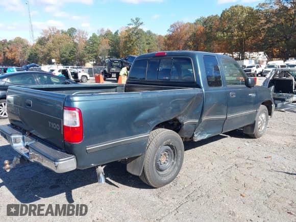 ✅ 1996 Toyota T100 DX • VIN: JT4TN12D9T0025763 • Lot: 43541893. Wystawiony na IAAI z przebiegiem 237 715 mil. Bezpłatny archiwum sprzedaży aukcyjnych z USA i szczegółowy raport historii pojazdu na DreamBid. Zdjęcie 4.