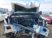 ✅ 2015 Chevrolet Silverado 2500HD LT • VIN: 1GC1KVEG6FF575758 • Lot: 42212395. Wystawiony na IAAI z przebiegiem Nie podano. Bezpłatny archiwum sprzedaży aukcyjnych z USA i szczegółowy raport historii pojazdu na DreamBid. Zdjęcie 6.