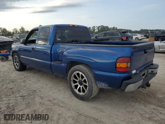 ✅ 2004 Chevrolet Silverado 1500 LS • VIN: 1GCEC19T34Z309155 • Лот: 79475764. Опубликован ранее на Copart с пробегом 293 424 миль. Бесплатный доступ к архиву аукционных продаж из США и подробный отчёт об истории автомобиля на DreamBid. Изображение 2.