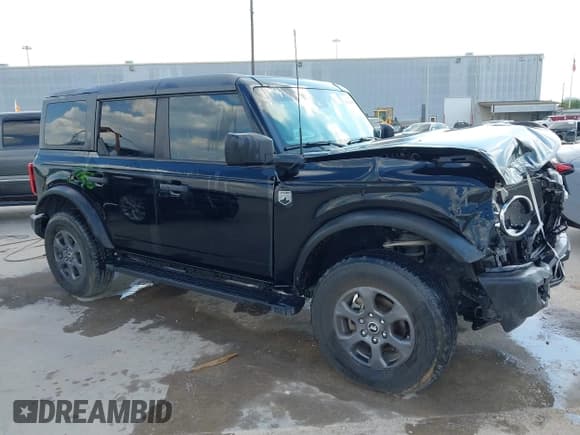 ✅ 2022 Ford Bronco • VIN: 1FMDE5BH6NLB55091 • Lot: 43124805. Wystawiony na IAAI z przebiegiem 27 616 mil. Bezpłatny archiwum sprzedaży aukcyjnych z USA i szczegółowy raport historii pojazdu na DreamBid. Zdjęcie 1.