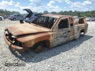 ✅ 2000 Dodge Dakota • VIN: 1B7GL22X0YS759114 • Lot: 65899895. Wystawiony na Copart z przebiegiem Nie podano. Bezpłatny archiwum sprzedaży aukcyjnych z USA i szczegółowy raport historii pojazdu na DreamBid. Zdjęcie 1.