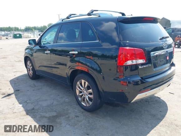 ✅ 2012 Kia Sorento SX • VIN: 5XYKW4A2XCG232506 • Лот: 42740284. Опубликован ранее на IAAI с пробегом 140 990 миль. Бесплатный доступ к архиву аукционных продаж из США и подробный отчёт об истории автомобиля на DreamBid. Изображение 3.