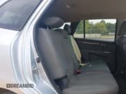 ✅ 2010 Hyundai Santa Fe GLS • VIN: 5NMSG3AB0AH379881 • Лот: 43076055. Опубликован ранее на IAAI с пробегом 191 602 миль. Бесплатный доступ к архиву аукционных продаж из США и подробный отчёт об истории автомобиля на DreamBid. Изображение 8.