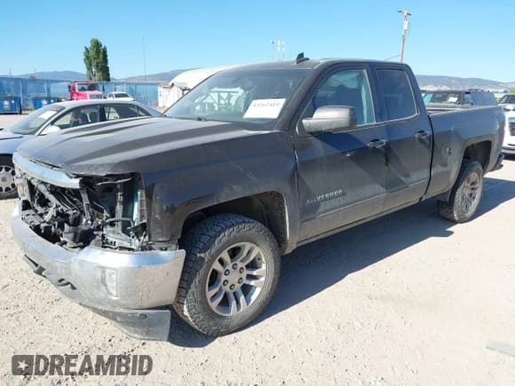 ✅ 2019 Chevrolet Silverado 1500 LT • VIN: 2GCVKPEC2K1198132 • Lot: 43262419. Wystawiony na IAAI z przebiegiem 128 687 mil. Bezpłatny archiwum sprzedaży aukcyjnych z USA i szczegółowy raport historii pojazdu na DreamBid. Zdjęcie 17.