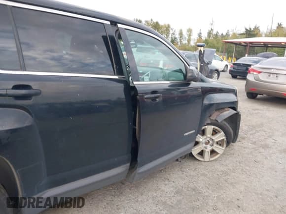 ✅ 2011 GMC Terrain SLE-1 • VIN: 2CTFLREC4B6331493 • Lot: 43497758. Listed on IAAI with 72,638 mi. Free auction sales archive from the USA and detailed vehicle history report at DreamBid. Image 15.
