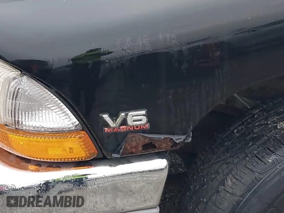 ✅ 2000 Dodge Dakota • VIN: 1B7GL22X6YS703226 • Lot: 40849454. Wystawiony na IAAI z przebiegiem 105 990 mil. Bezpłatny archiwum sprzedaży aukcyjnych z USA i szczegółowy raport historii pojazdu na DreamBid. Zdjęcie 19.