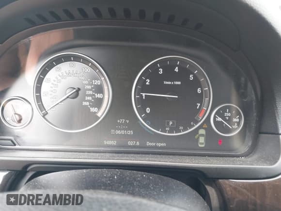 ✅ 2014 BMW 5 Series 528i xDrive • VIN: WBA5A7C51ED615091 • Лот: 42469450. Опубликован ранее на IAAI с пробегом 94 862 миль. Бесплатный доступ к архиву аукционных продаж из США и подробный отчёт об истории автомобиля на DreamBid. Изображение 7.