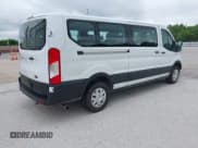 ✅ 2021 Ford Transit Passenger XL • VIN: 1FBAX2Y80MKA31866 • Lot: 42445861. Listed on IAAI with 65,193 mi. Free auction sales archive from the USA and detailed vehicle history report at DreamBid. Image 4.