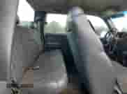 ✅ 2002 Chevrolet Silverado 1500 • VIN: 2GCEK19V221191657 • Lot: 69703294. Wystawiony na Copart z przebiegiem 316 708 mil mil. Skorzystaj z bezpłatnego archiwum sprzedaży aukcyjnych z USA i zobacz szczegółowy raport historii pojazdu na DreamBid. Zdjęcie 10.