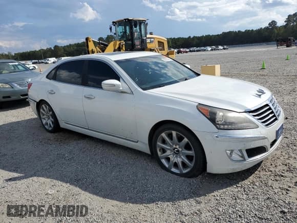 ✅ 2013 Hyundai Equus Signature • VIN: KMHGH4JH0DU069168 • Лот: 82087465. Опубликован ранее на Copart с пробегом 212 966 миль. Бесплатный доступ к архиву аукционных продаж из США и подробный отчёт об истории автомобиля на DreamBid. Изображение 4.
