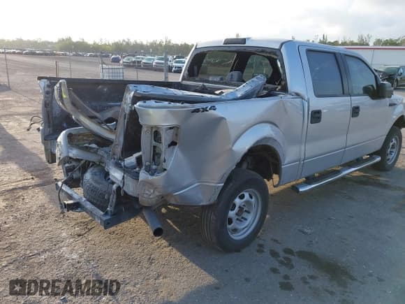 ✅ 2013 Ford F-150 XL • VIN: 1FTFW1ET4DKF05583 • Lot: 41864594. Listed on IAAI with 244,402 mi. Free auction sales archive from the USA and detailed vehicle history report at DreamBid. Image 4.