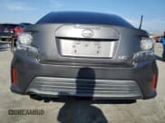 ✅ 2015 Scion tC • VIN: JTKJF5C74FJ004069 • Lot: 90932395. Wystawiony na Copart z przebiegiem 89 822 mil. Bezpłatny archiwum sprzedaży aukcyjnych z USA i szczegółowy raport historii pojazdu na DreamBid. Zdjęcie 6.