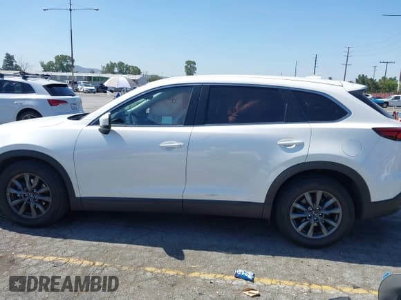 ✅ 2020 Mazda CX-9 Sport • VIN: JM3TCABY1L0406720 • Лот: 42304144. Опубликован ранее на IAAI с пробегом 75 887 миль. Бесплатный доступ к архиву аукционных продаж из США и подробный отчёт об истории автомобиля на DreamBid. Изображение 14.
