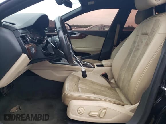 ✅ 2019 Audi A5 Sportback Premium • VIN: WAUANCF56KA063852 • Lot: 69201505. Wystawiony na Copart z przebiegiem 174 298 mil. Bezpłatny archiwum sprzedaży aukcyjnych z USA i szczegółowy raport historii pojazdu na DreamBid. Zdjęcie 7.