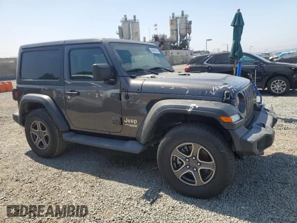 ✅ 2019 Jeep Wrangler Sport S • VIN: 1C4GJXAG4KW597069 • Lot: 60686785. Listed on Copart with 41,319 mi. Free auction sales archive from the USA and detailed vehicle history report at DreamBid. Image 4.