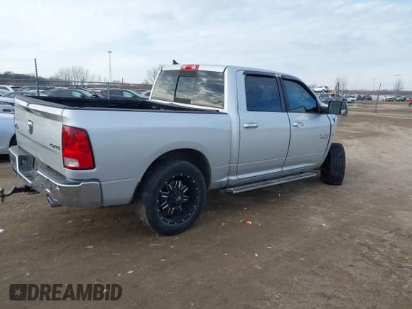 ✅ 2014 Ram 1500 Lone Star • VIN: 1C6RR7LT5ES109813 • Lot: 41499741. Listed on IAAI with 128,736 mi. Free auction sales archive from the USA and detailed vehicle history report at DreamBid. Image 4.