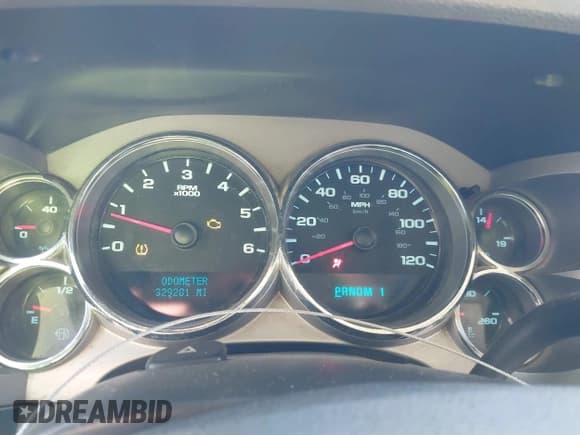 ✅ 2008 Chevrolet Silverado 2500HD Work Truck • VIN: 1GCHC29K78E129166 • Lot: 43641057. Wystawiony na IAAI z przebiegiem 329 201 mil. Bezpłatny archiwum sprzedaży aukcyjnych z USA i szczegółowy raport historii pojazdu na DreamBid. Zdjęcie 7.