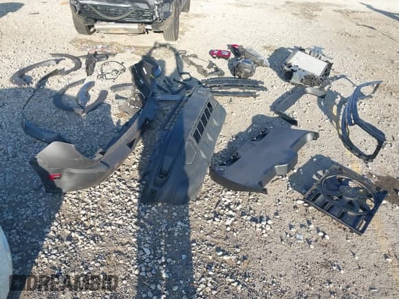 ✅ 2021 Ford Bronco Sport Outer Banks • VIN: 3FMCR9C62MRA99705 • Lot: 43709078. Listed on IAAI with 45,351 mi. Free auction sales archive from the USA and detailed vehicle history report at DreamBid. Image 20.