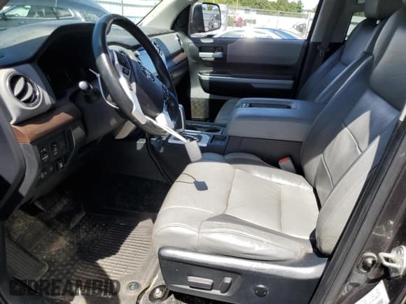 ✅ 2021 Toyota Tundra Limited • VIN: 5TFHY5F15MX973106 • Lot: 69115445. Listed on Copart with 199,540 mi. Free auction sales archive from the USA and detailed vehicle history report at DreamBid. Image 7.