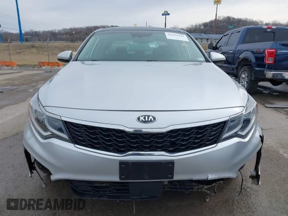 ✅ 2020 Kia Optima EX Premium • VIN: 5XXGU4L15LG413176 • Лот: 41619443. Опубликован ранее на IAAI с пробегом 56 141 миль. Бесплатный доступ к архиву аукционных продаж из США и подробный отчёт об истории автомобиля на DreamBid. Изображение 13.