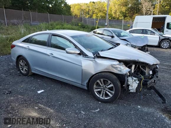 2012 Hyundai Sonata GLS with VIN 5NPEB4AC5CH321104, listed as a Copart auction lot 75120024 with 131,819 mi miles and Salvage title. Bid and sale history available at DreamBid. Image 4.