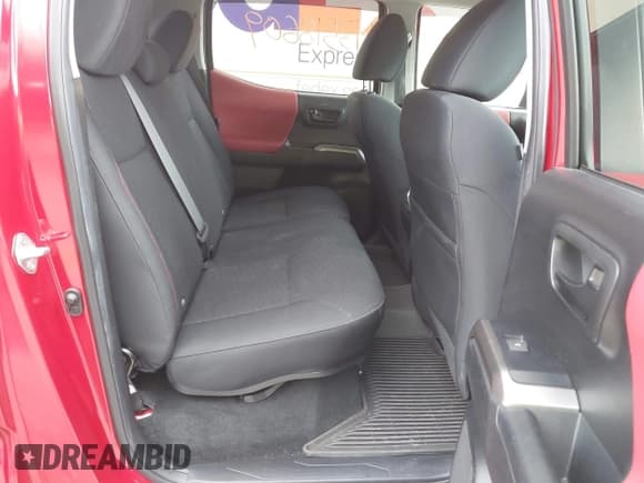 ✅ 2023 Toyota Tacoma TRD Off Road • VIN: 3TMCZ5AN1PM554715 • Lot: 43518609. Wystawiony na IAAI z przebiegiem 80 722 mil. Bezpłatny archiwum sprzedaży aukcyjnych z USA i szczegółowy raport historii pojazdu na DreamBid. Zdjęcie 8.