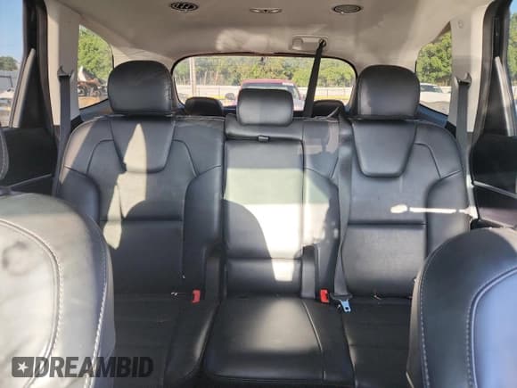 ✅ 2021 Kia Telluride LX • VIN: 5XYP24HC4MG114341 • Lot: 81280595. Wystawiony na Copart z przebiegiem 76 044 mil. Bezpłatny archiwum sprzedaży aukcyjnych z USA i szczegółowy raport historii pojazdu na DreamBid. Zdjęcie 10.