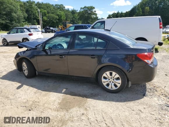 ✅ 2015 Chevrolet Cruze LS • VIN: 1G1PA5SG2F7170713 • Lot: 61934073. Listed on Copart with 120,995 mi. Free auction sales archive from the USA and detailed vehicle history report at DreamBid. Image 2.