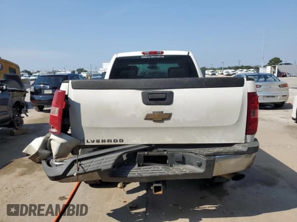 ✅ 2010 Chevrolet Silverado 1500 • VIN: 1GC5CVBG2AZ182169 • Лот: 68931565. Опубликован ранее на Copart с пробегом 328 881 миль. Бесплатный доступ к архиву аукционных продаж из США и подробный отчёт об истории автомобиля на DreamBid. Изображение 6.