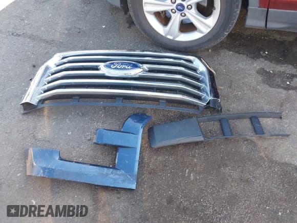 ✅ 2016 Ford F-150 XLT • VIN: 1FTEW1EG9GFD51142 • Lot: 43043817. Wystawiony na IAAI z przebiegiem 90 614 mil. Bezpłatny archiwum sprzedaży aukcyjnych z USA i szczegółowy raport historii pojazdu na DreamBid. Zdjęcie 12.