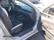 ✅ 2025 Kia K5 GT-Line • VIN: KNAG64J78S5319374 • Лот: 43426090. Опубликован ранее на IAAI с пробегом 22 092 миль. Бесплатный доступ к архиву аукционных продаж из США и подробный отчёт об истории автомобиля на DreamBid. Изображение 5.