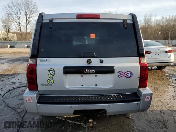 ✅ 2006 Jeep Commander • VIN: 1J8HG48KX6C195178 • Лот: 42204975. Опубликован ранее на Copart с пробегом 139 463 миль. Бесплатный доступ к архиву аукционных продаж из США и подробный отчёт об истории автомобиля на DreamBid. Изображение 6.